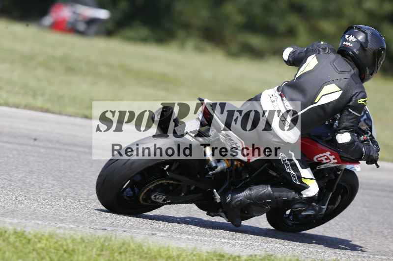 /44 09.08.2025 Plüss Moto Sport ADR/Einsteiger/549